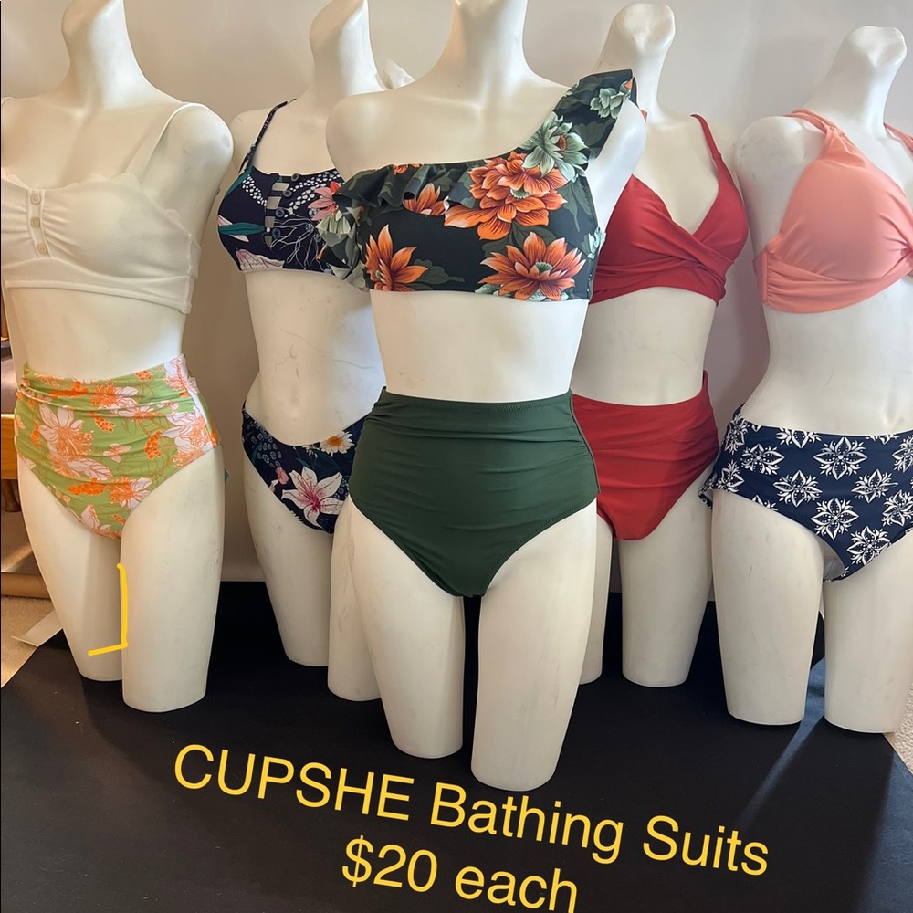 Ladies 2piece swimsuit by Cupshe